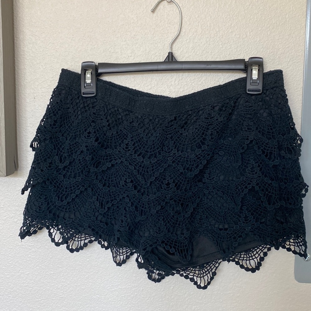 Black flare shorts, medium